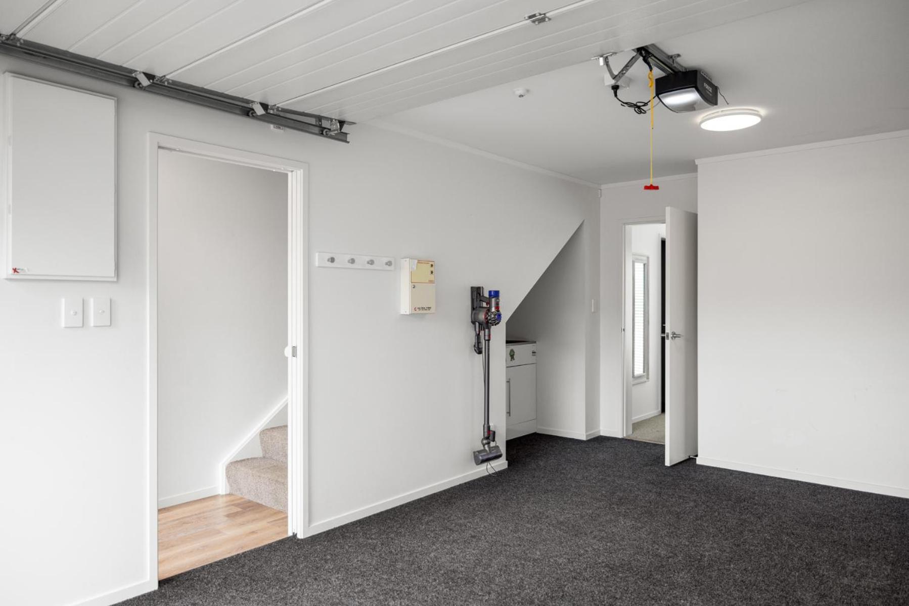 Centrally Located- Modern Sunny Townhouse Mount Maunganui Buitenkant foto